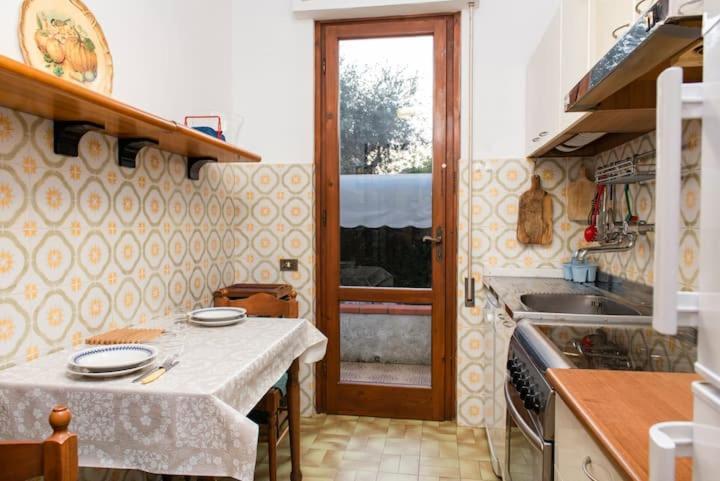 Apartment Holiday Versilia كامايوري المظهر الخارجي الصورة